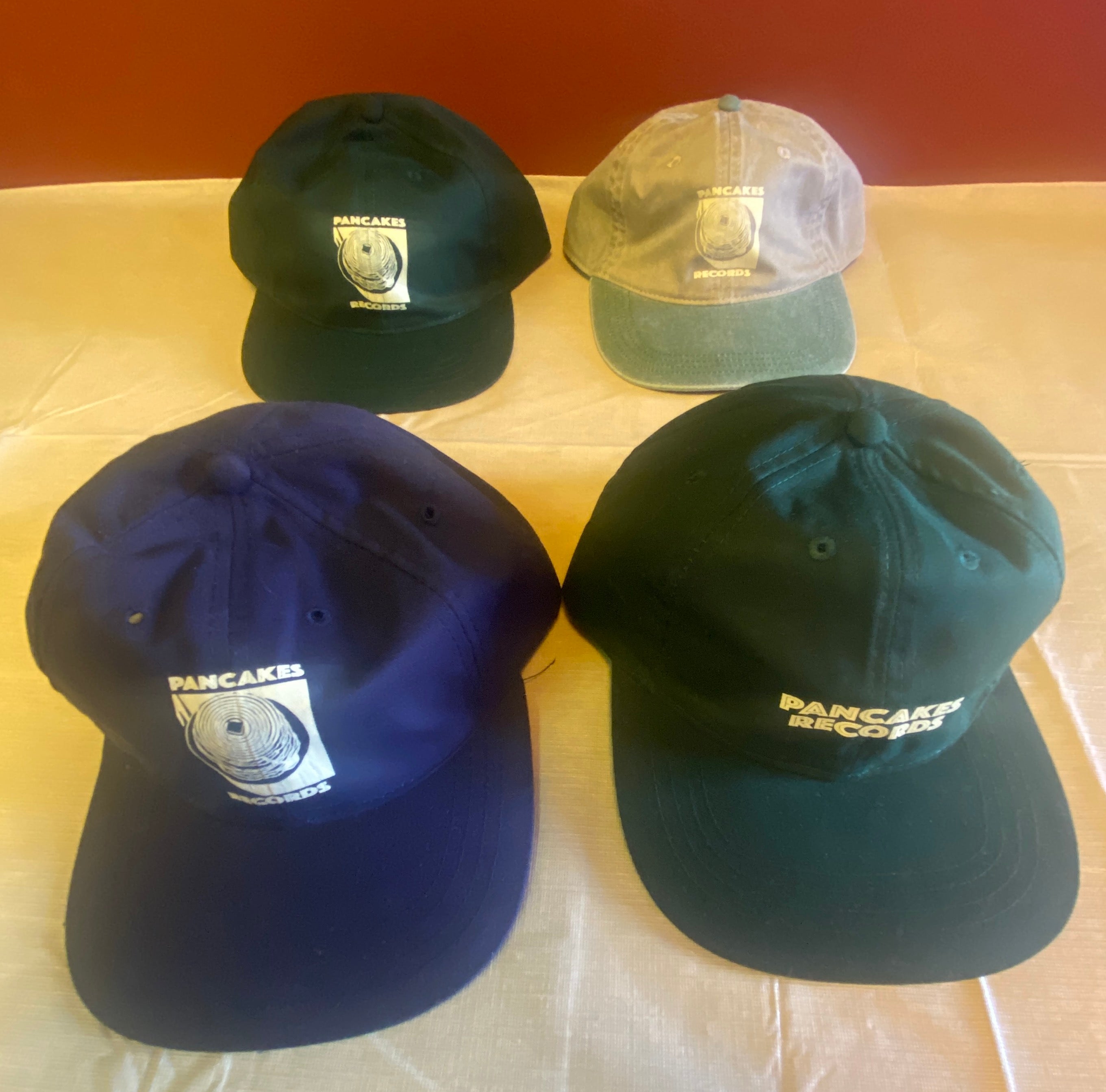 Logo Hats PANCAKES RECORDS logo-hats-pancakes-records